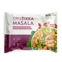 Tiefkühlgericht-Verpackung mit der Aufschrift Tikka Masala mit abgebildetem Currygericht.